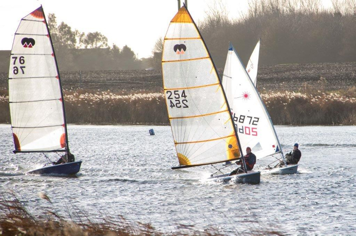 Dinghy sailing: conditions can vary!